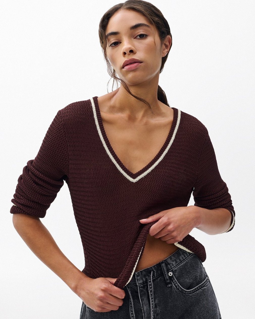 Costi V-Neck Sweater Chocolate Brown - Image 4