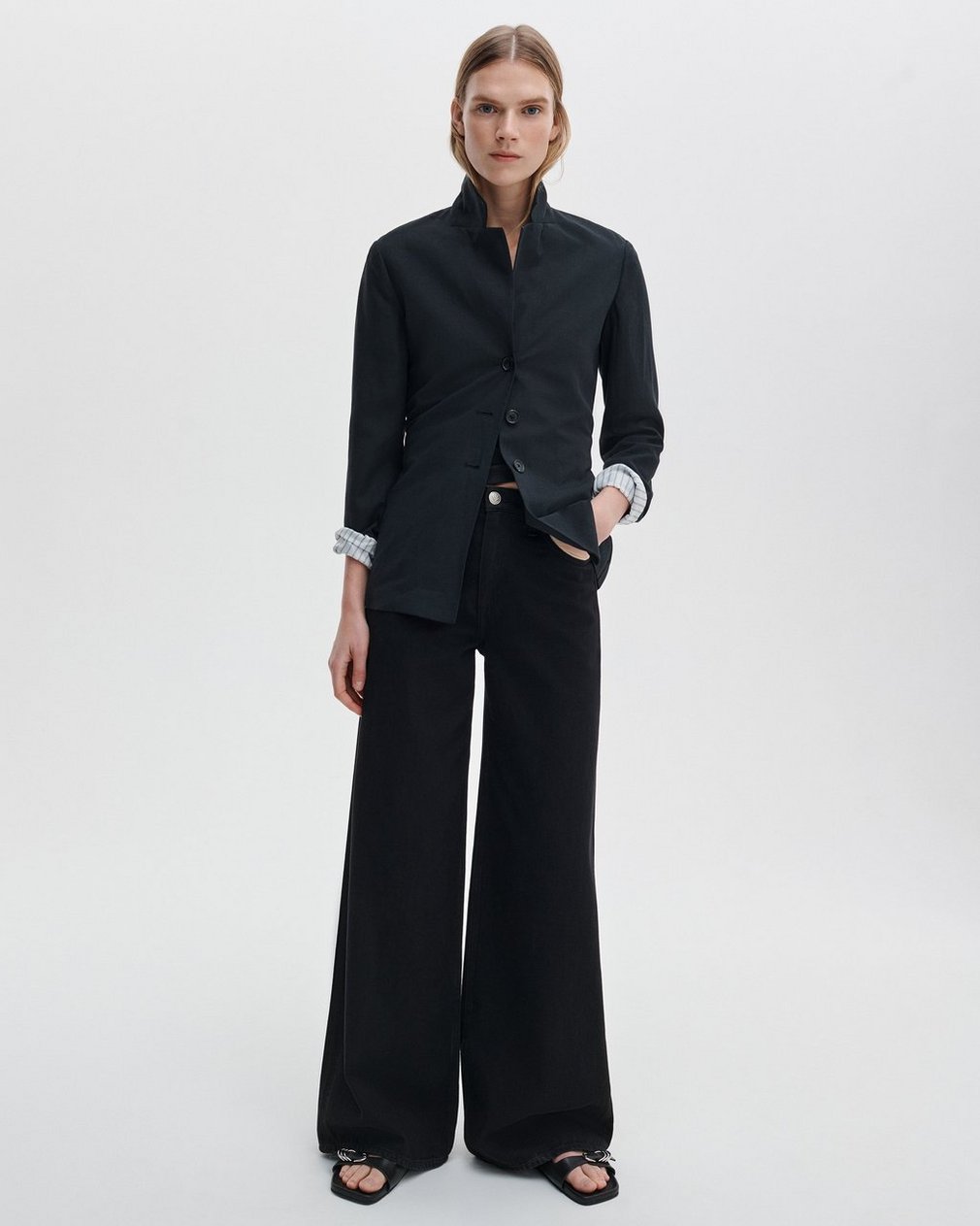 Logan WoMen??s Black Wide-Leg Jeans