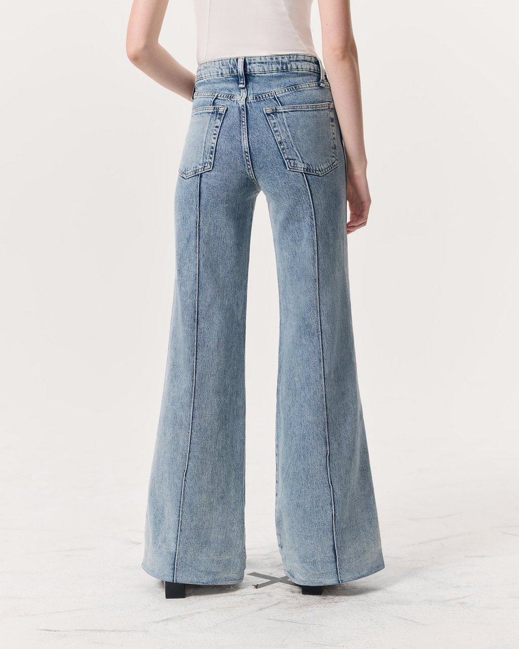 Skylar Wide-Leg Flare Jeans Clementine - Image 5