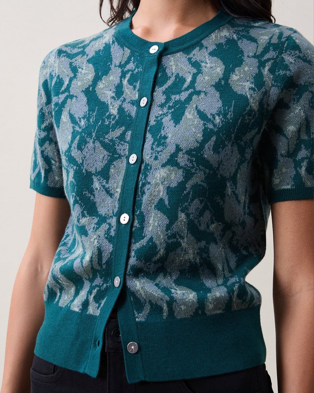 Michal Jacquard Short-Sleeve Cardigan Teal Petal Multi - Image 3