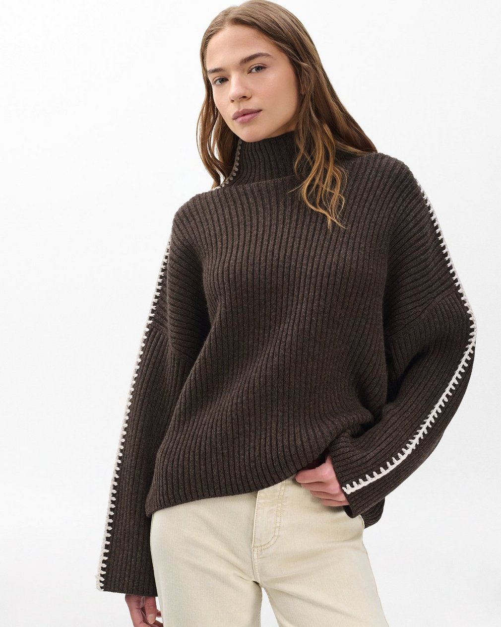 Ingrid Wool Turtleneck Brown