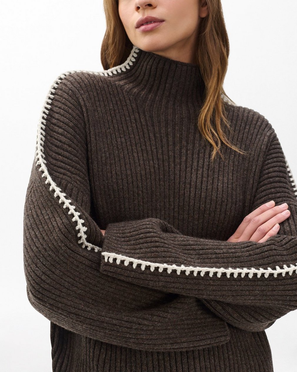 Ingrid Wool Turtleneck Brown - Image 4