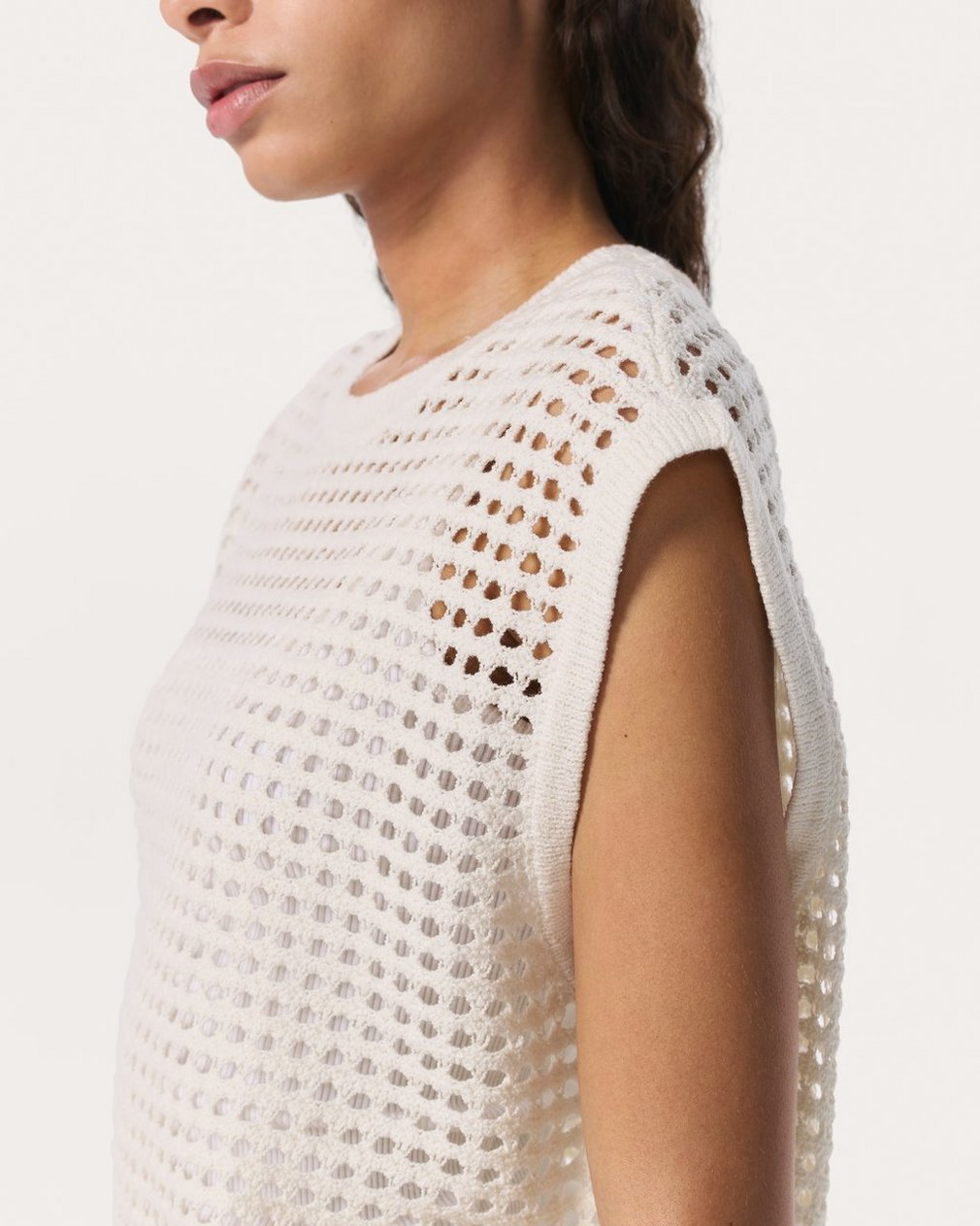 Ezra Open-Knit Vest White - Image 5
