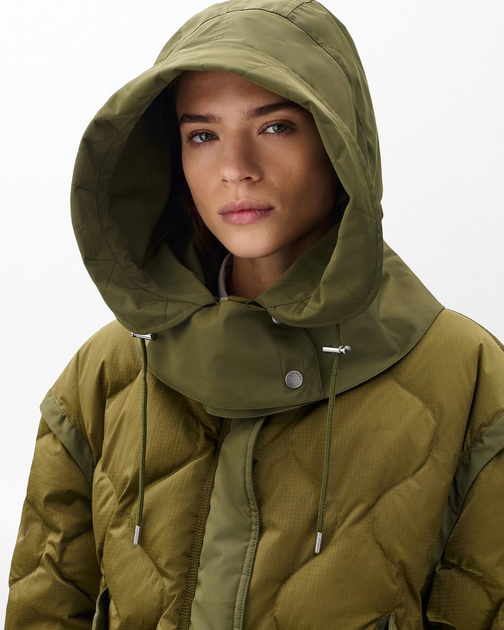 Taki Convertible Jacket Olive - Image 5