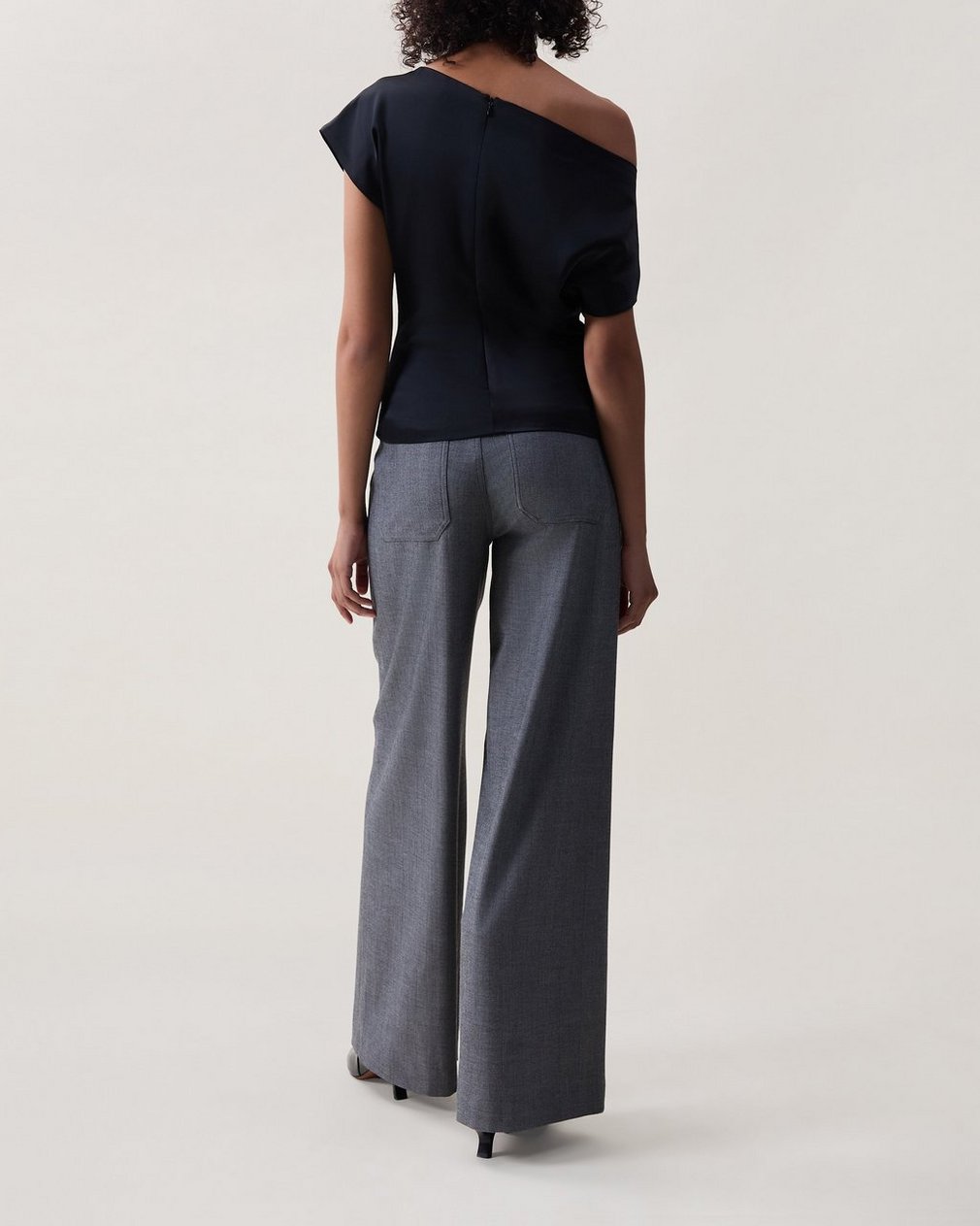 Evelyn Satin Top Black - Image 2