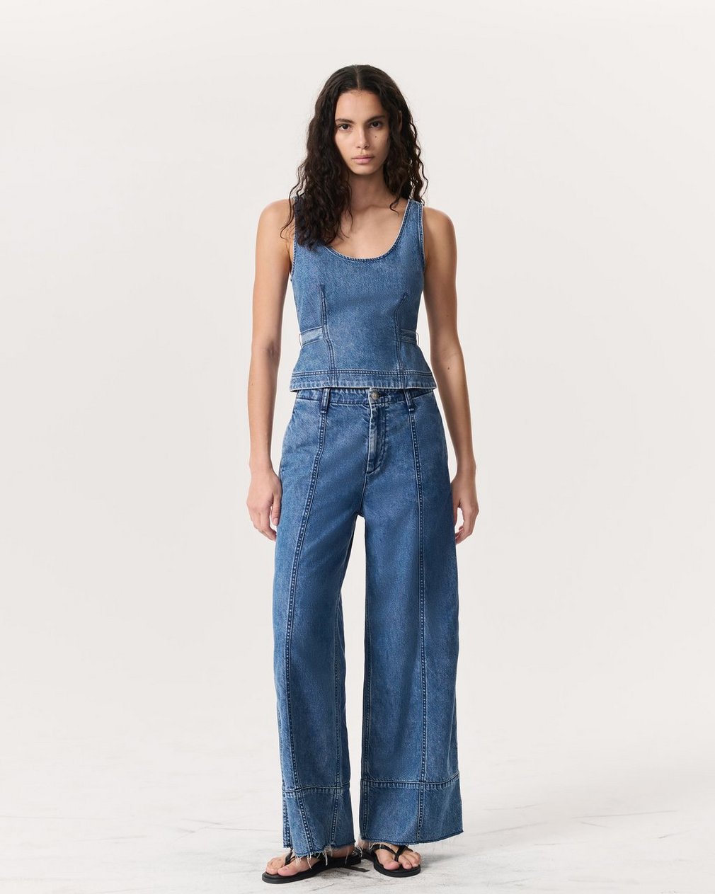 Ultra Featherweight Estelle Denim Top BeekMen - Image 4