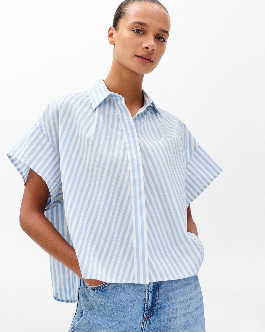 Martha Striped Short-Sleeve Shirt Light Blue Stripe