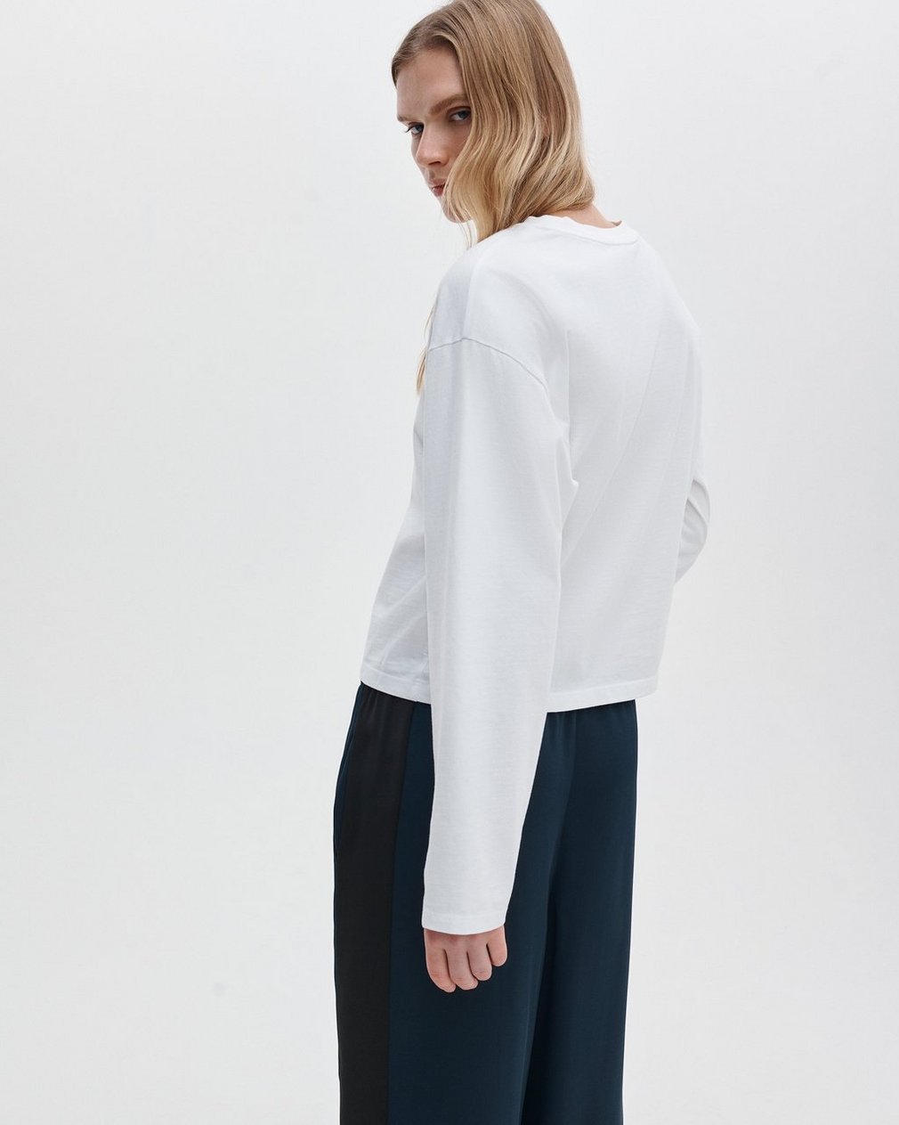 Kelly Boxy Long-Sleeve T Shirt White - Image 6