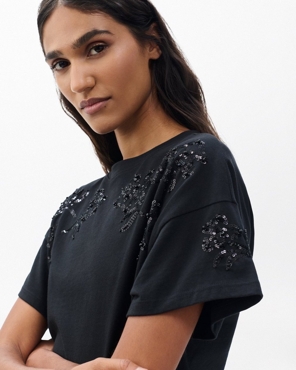 Kelly Boxy Beaded Floral T Shirt Black - Image 4