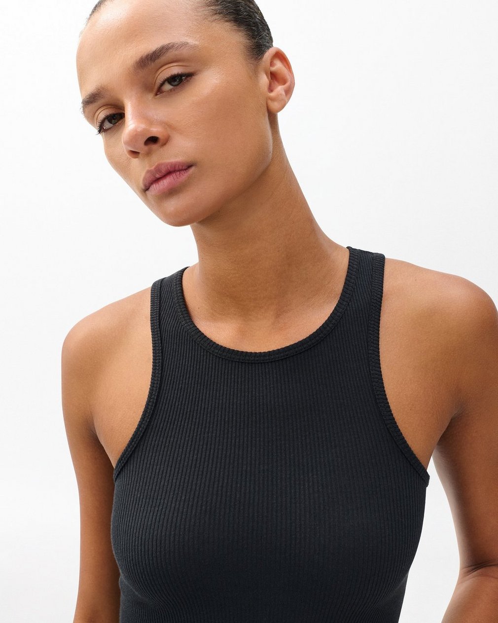 The Essential Rib Tank Black - Image 5