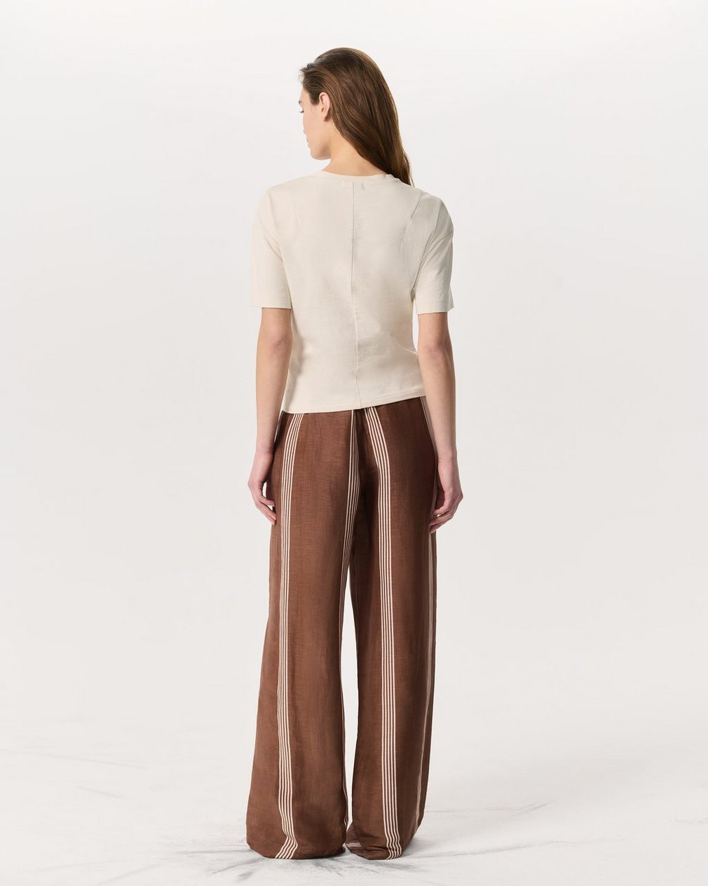 Mica Twist-Detail Draped Cotton T-Shirt Ivory - Image 5