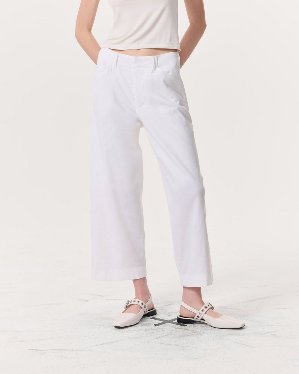 Banks Ankle-Length Linen-Blend Pants White - Image 3