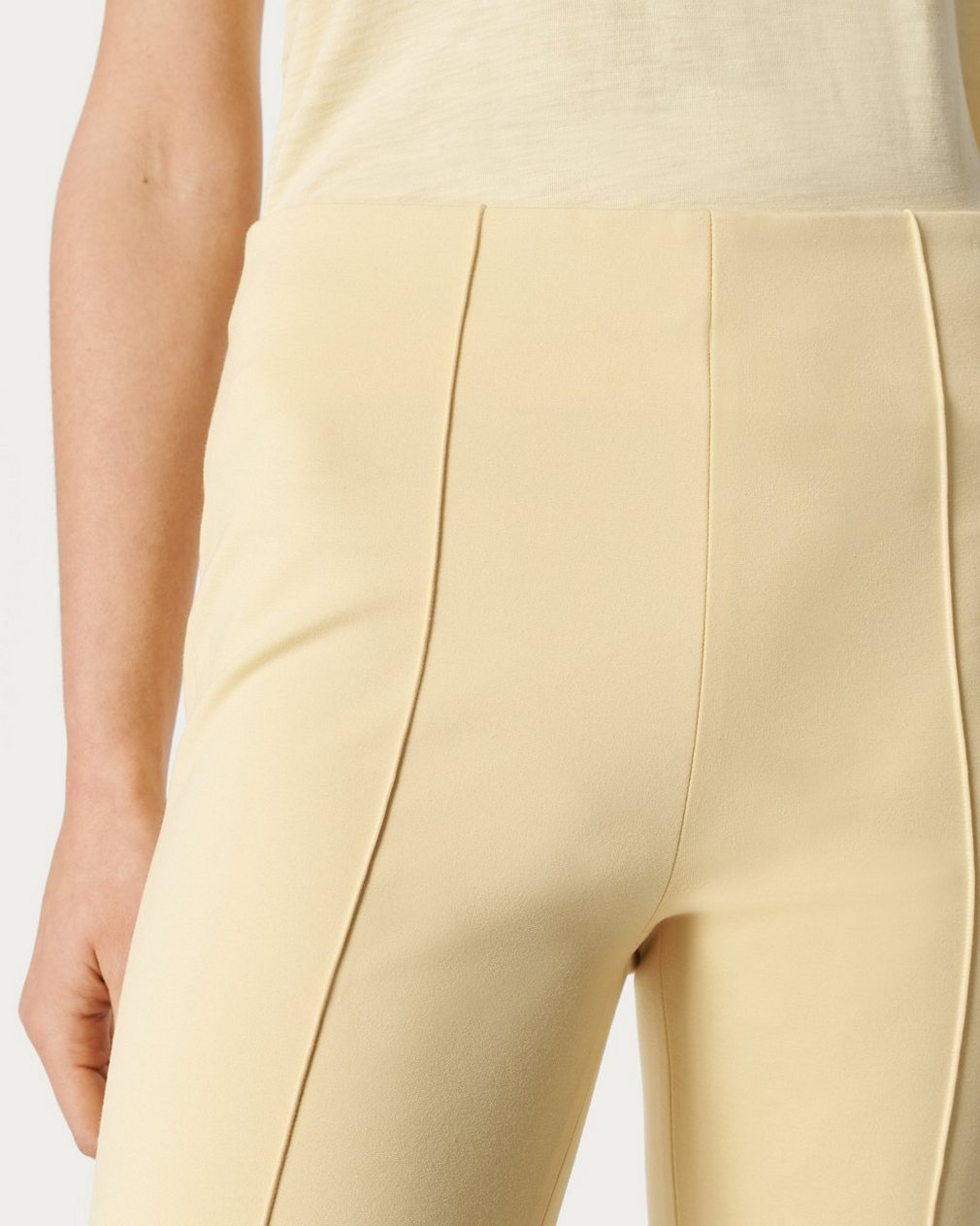 Irina Kick Flare Pants Sunlight - Image 4