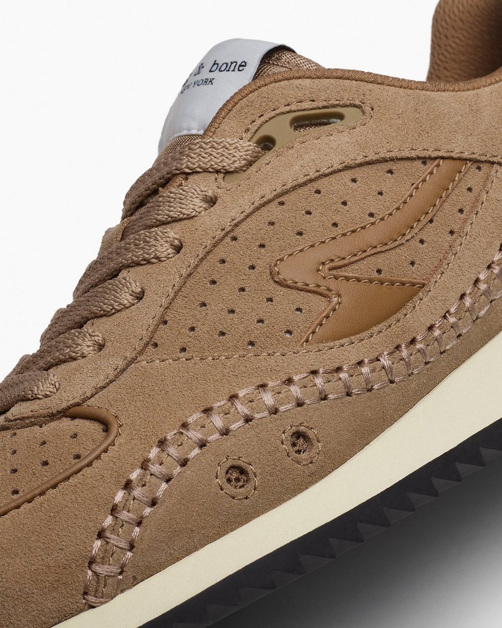 rb Drift Runner Sneakers Taupe Suede - Image 6