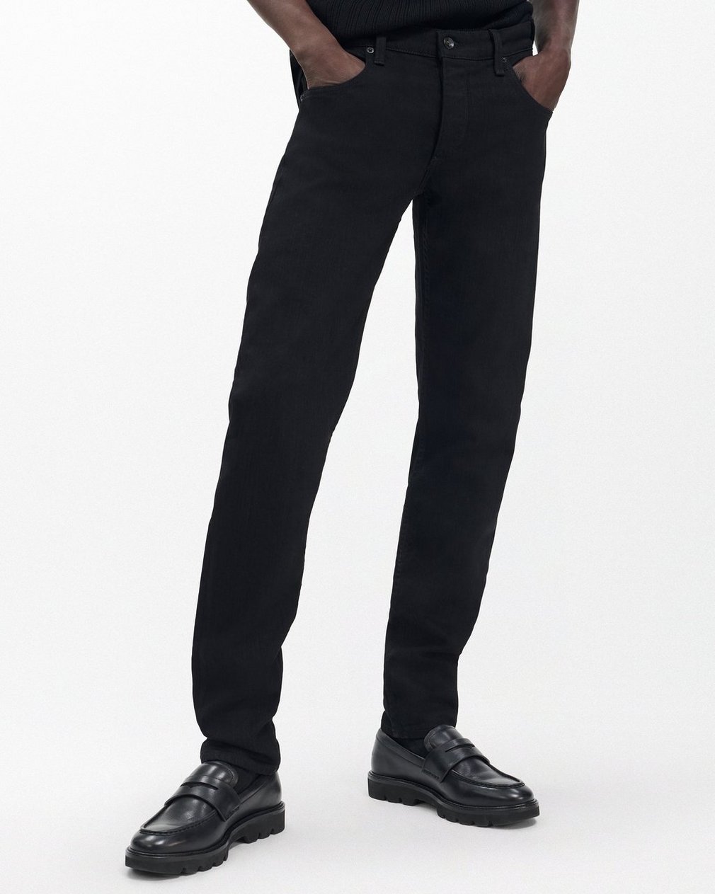 Fit 1 Black: Skinny Fit Black Aero Stretch Jean - Image 4