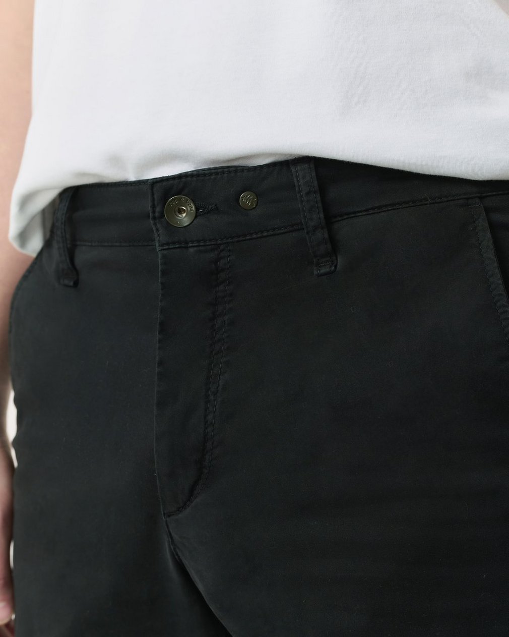 Standard Chino Shorts Black - Image 4