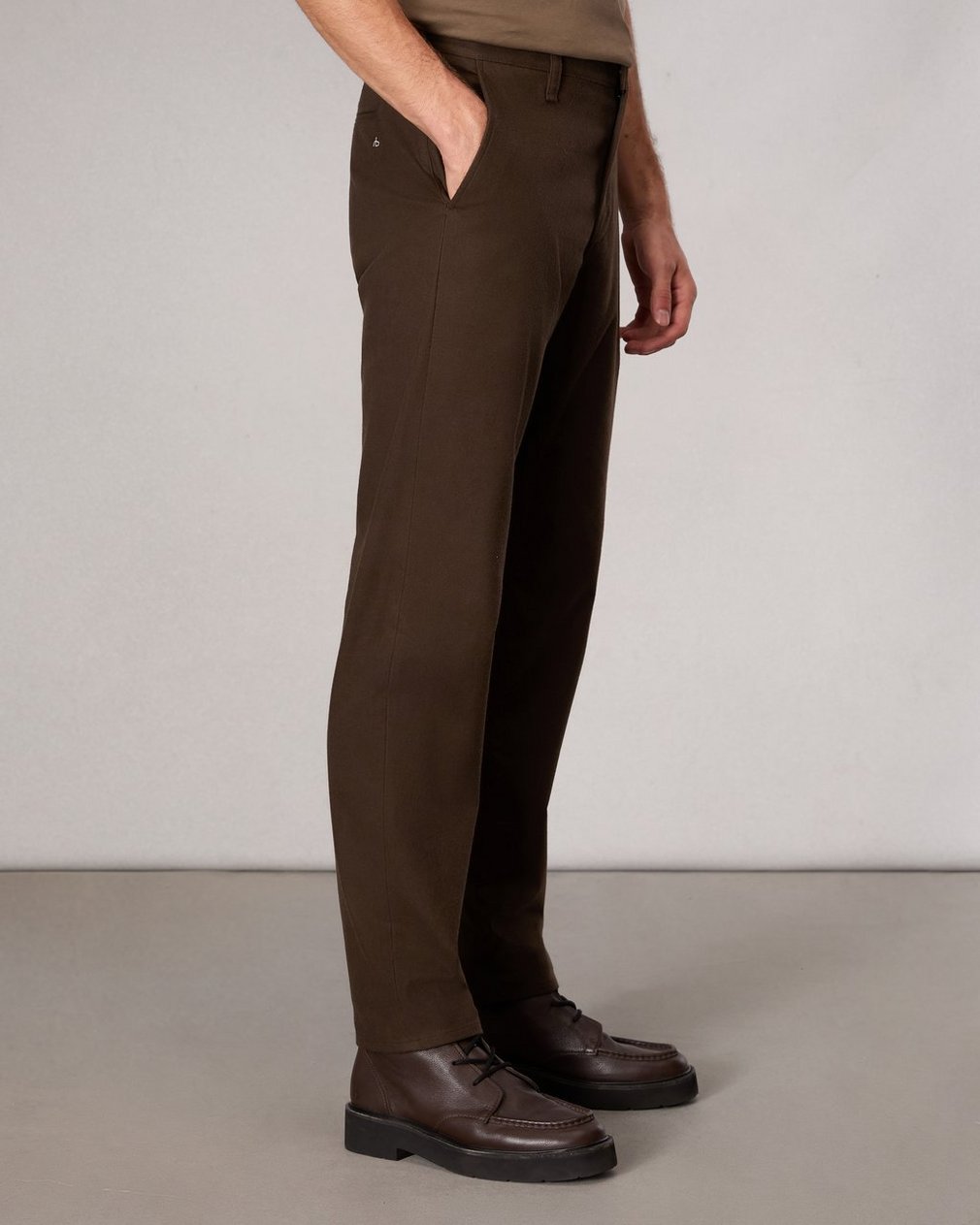 Standard Flannel Chino Pant Army - Image 3