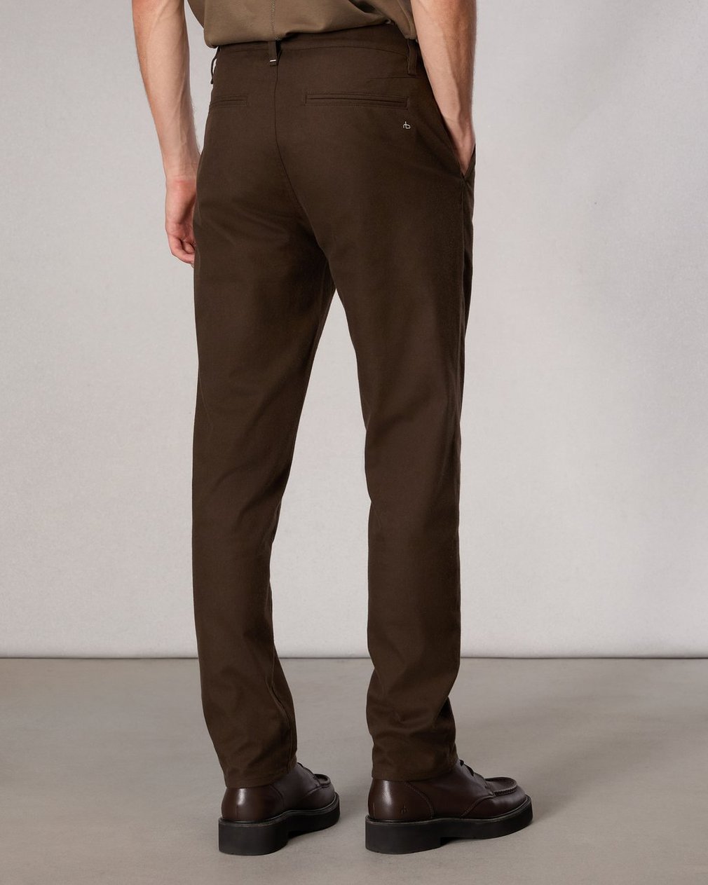 Standard Flannel Chino Pant Army - Image 4