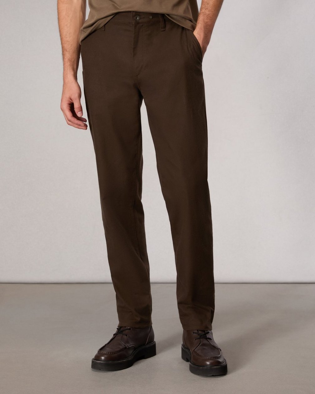 Standard Flannel Chino Pant Army - Image 5