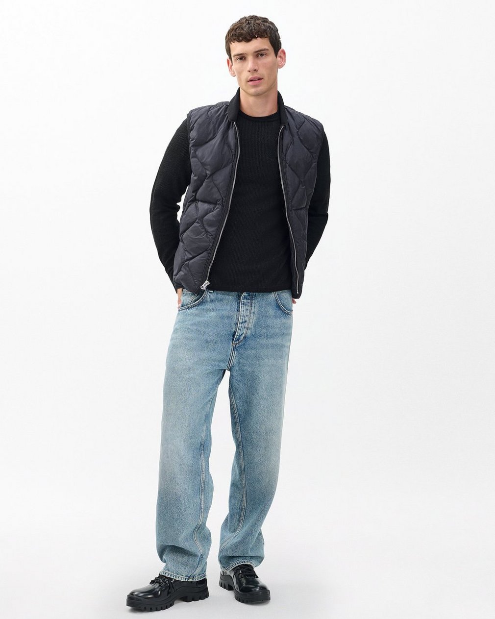 Dane Quilted Vest Black - Image 2
