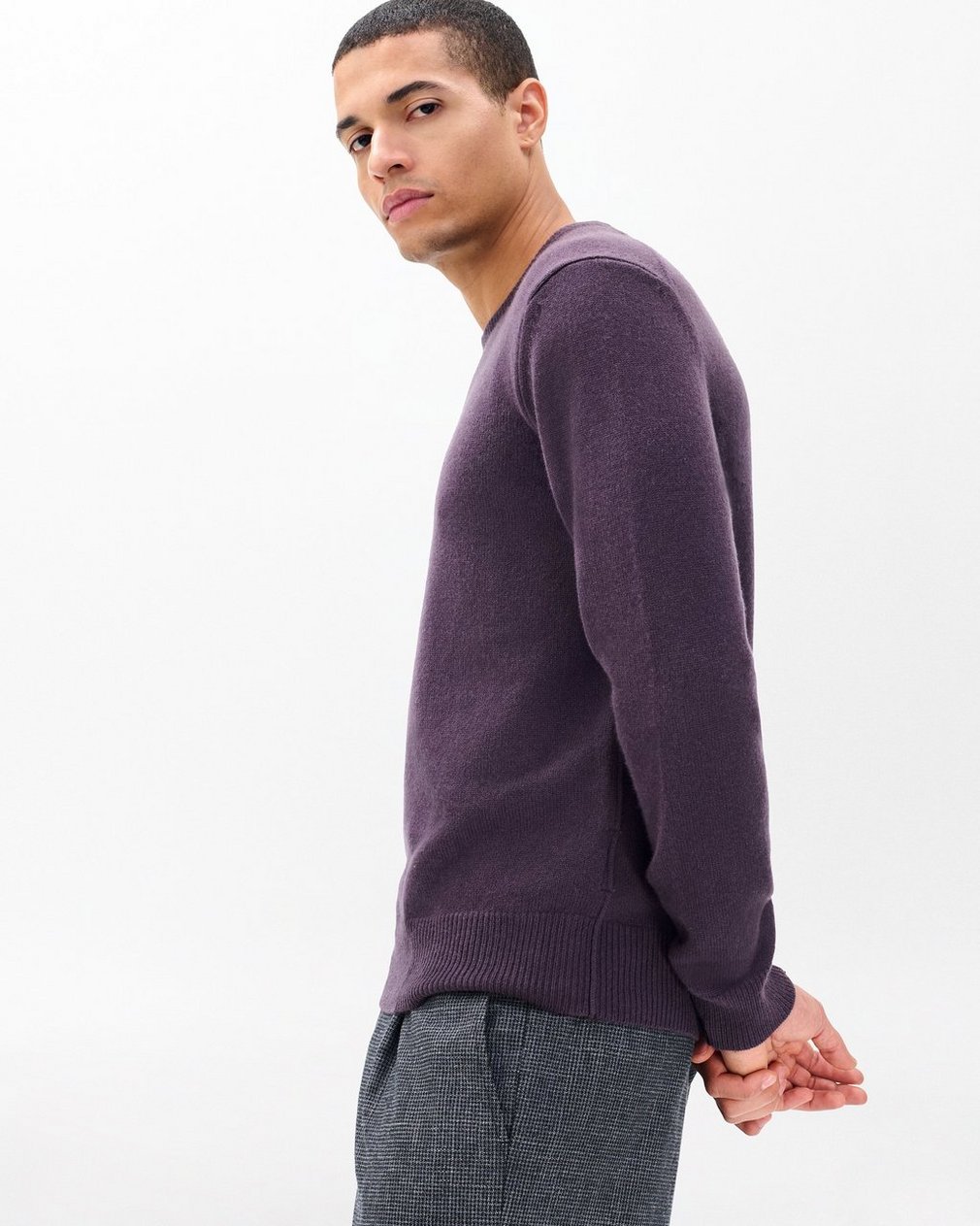 Declan Cashmere Sweater Deep Plum - Image 5