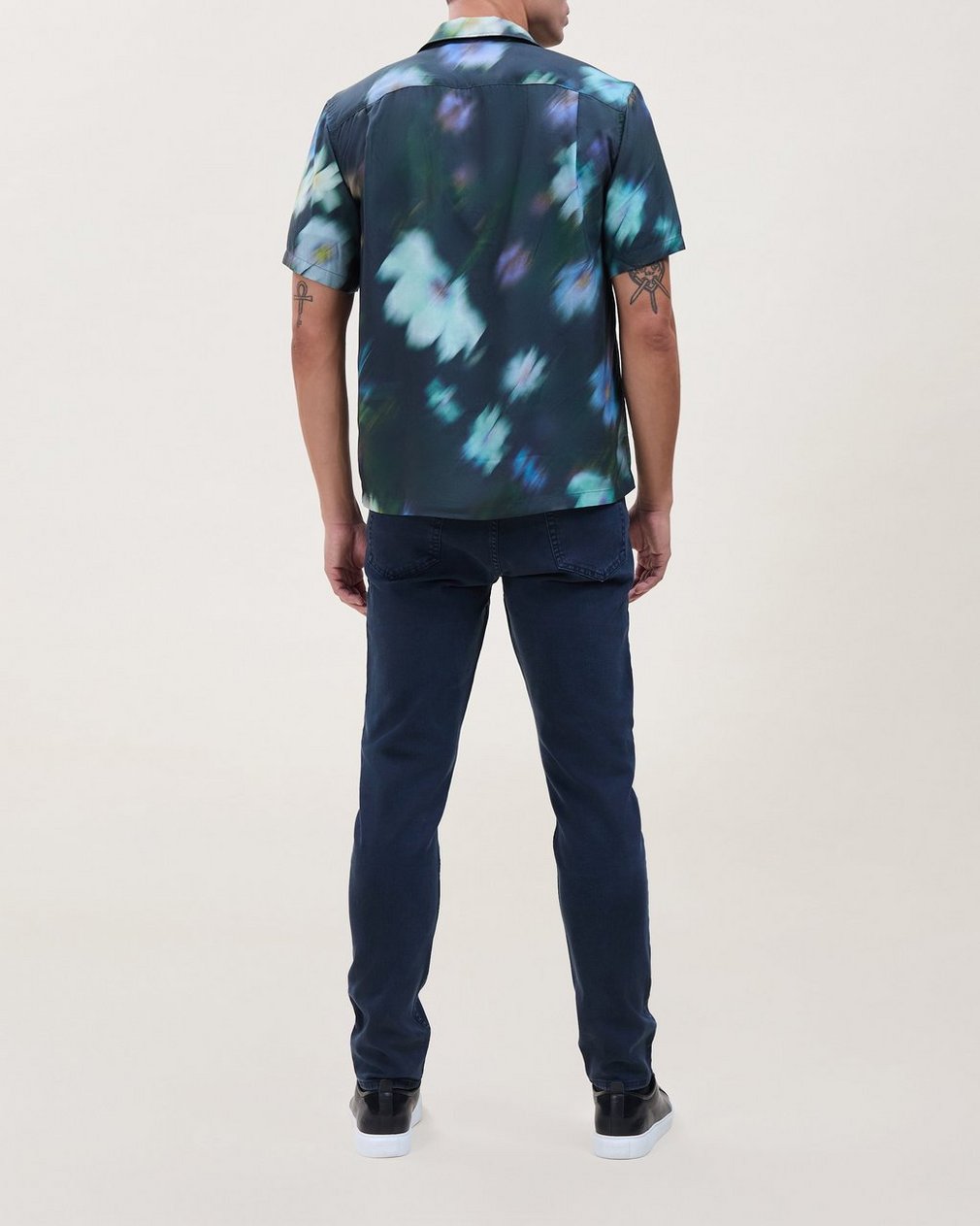 Alan Printed Shirt Blue Floral - Image 2