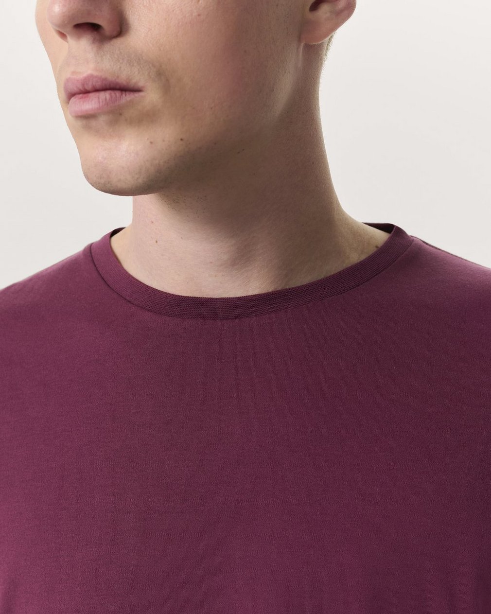 Tech Jersey T-Shirt Rosewood - Image 3