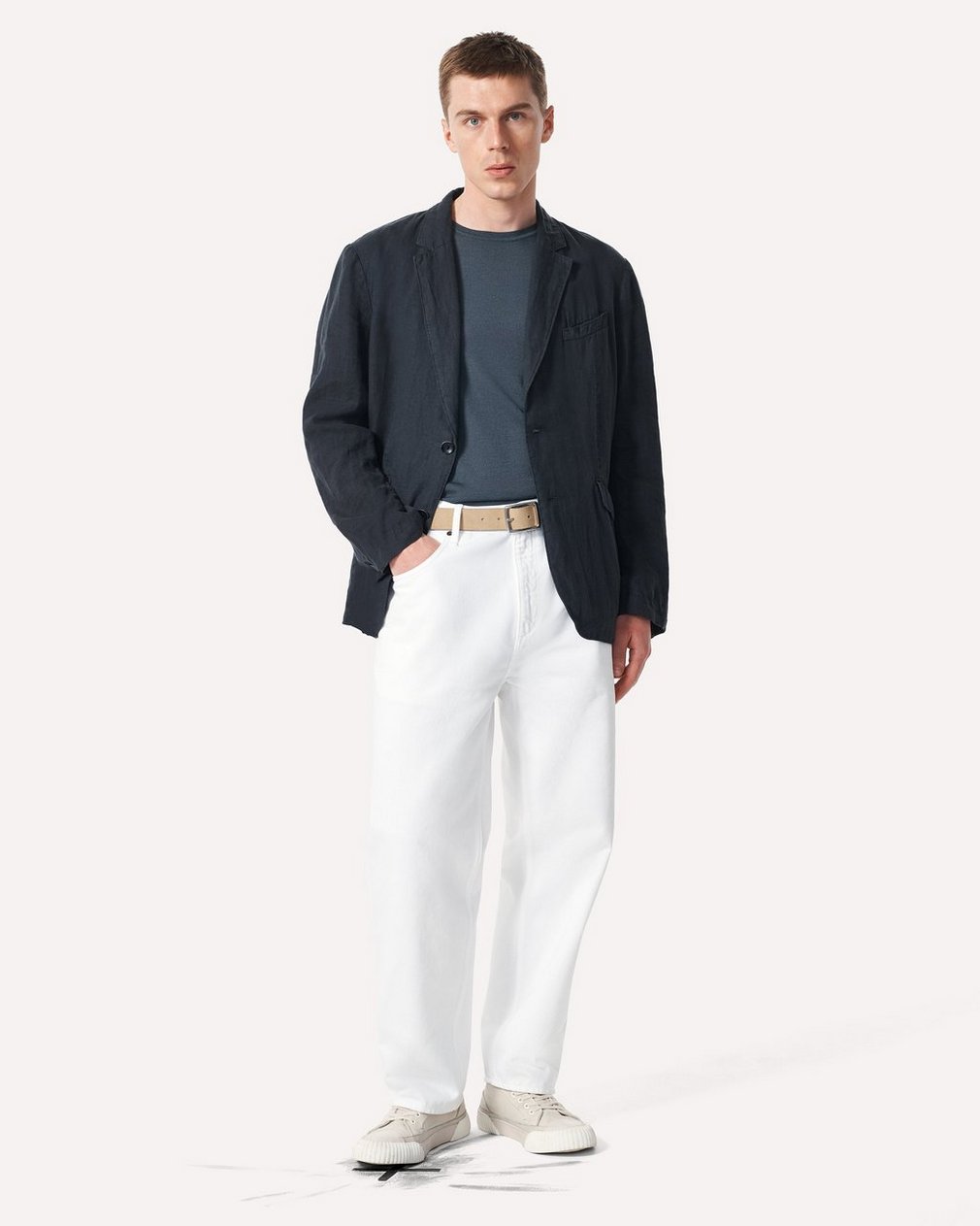 Butler Linen Blazer Black - Image 3