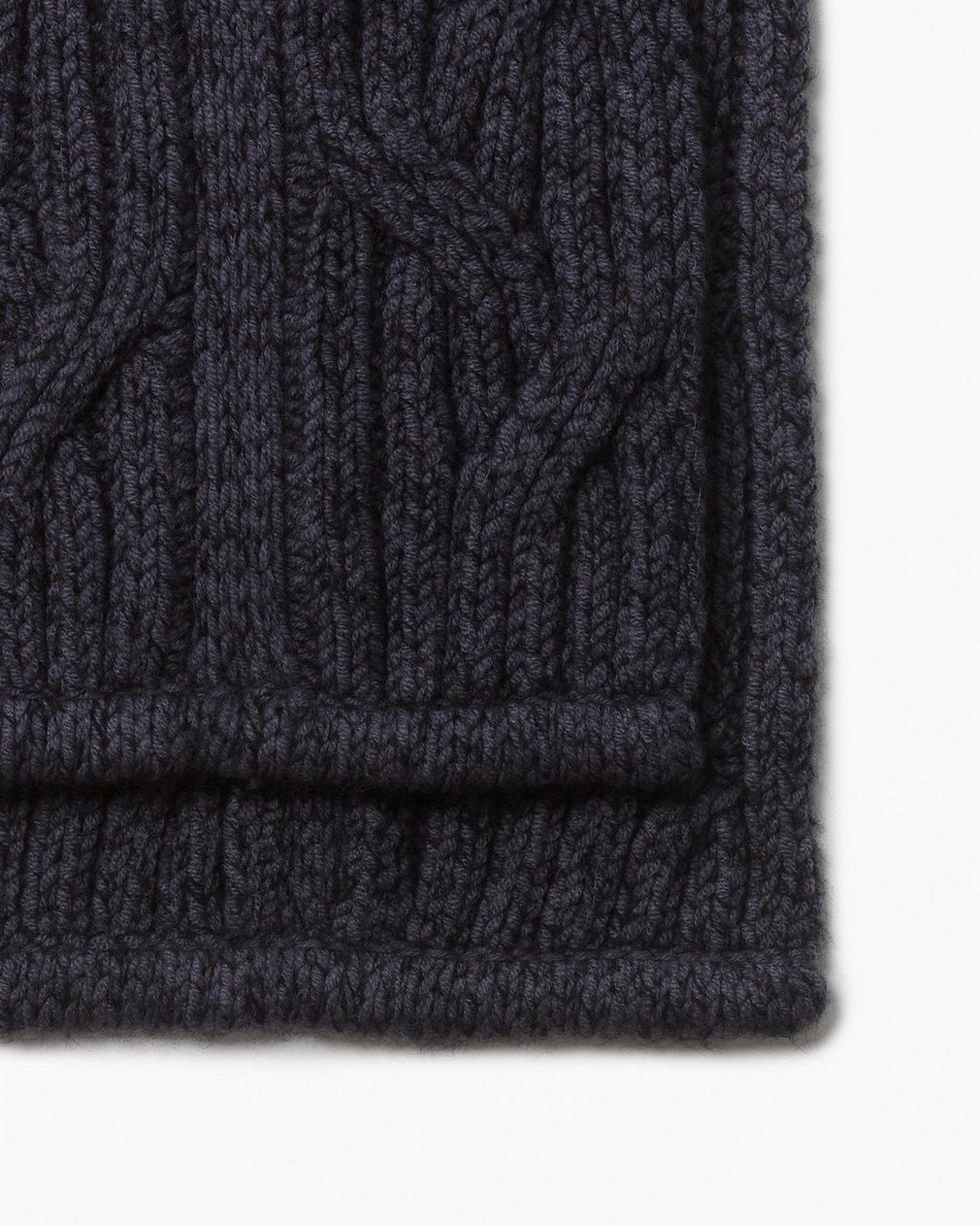 Cable-Knit Scarf Navy Multi - Image 3